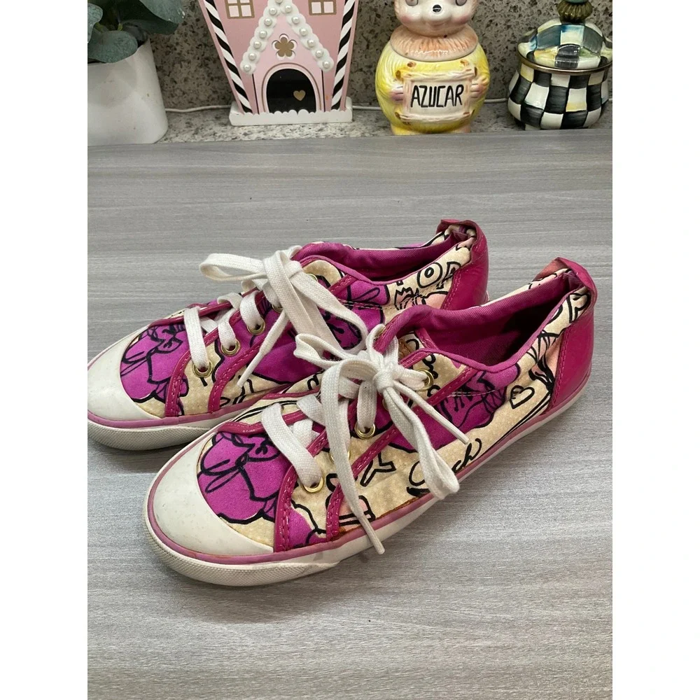COACH BARRETT POPPY LOVE DESIGNER FUCHSIA PINK PATENT LEATHER TRIM